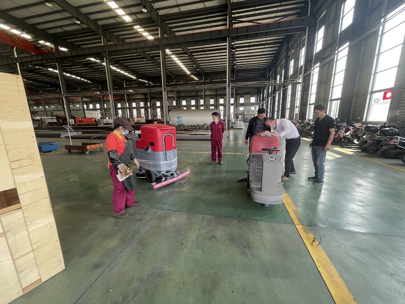 洗地機(jī)為什么洗不干凈? 洗地機(jī)為什么洗不干凈?