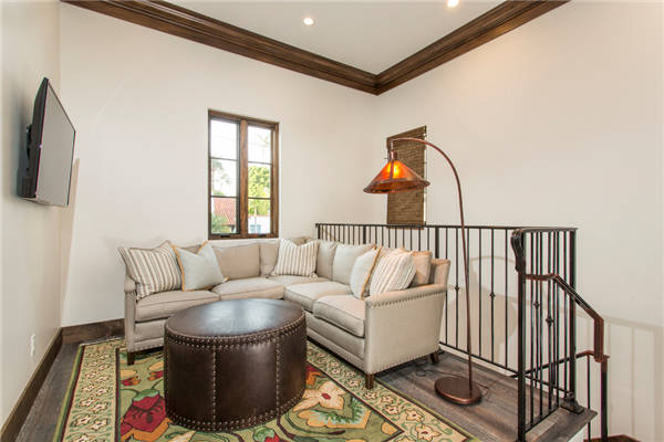 沈陽(yáng)匯錦華府130平「地中?！寡b修設(shè)計(jì)風(fēng)格案例